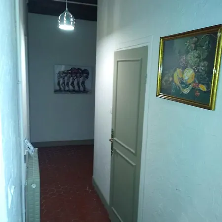 Heart Of Vieux & Saleya * نيس